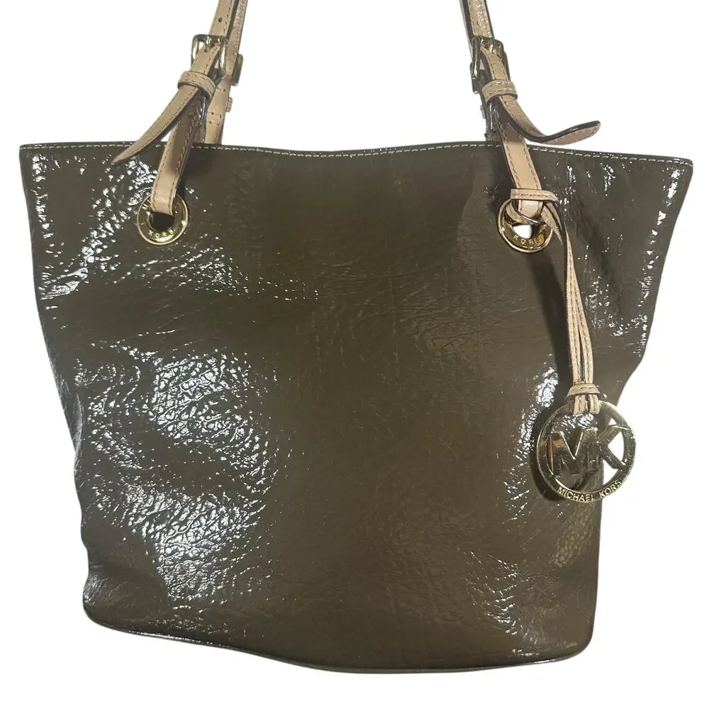 Michael Kors Brown Patent Leather Tote Bag Gold Hardware Shoulder Handbag - Picture 2 of 13